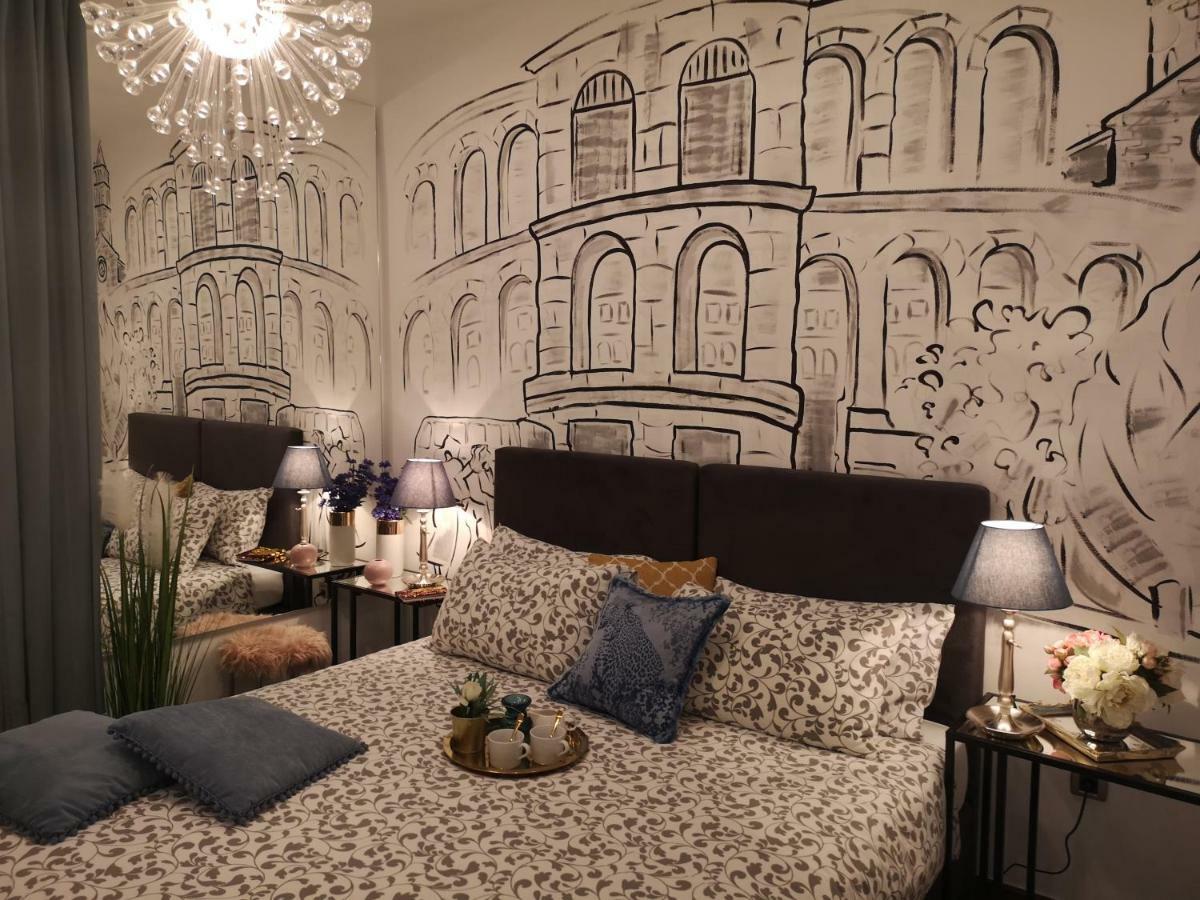 PUY Arena Design Apartments With Free Private Parking And With A Terrace מראה חיצוני תמונה